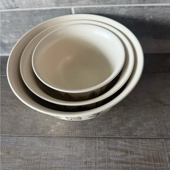 Vintage Pfaltzgraff Naturewood nesting bowl 9.5X5” / 8X4” / 6.75X3.5” set of 3
